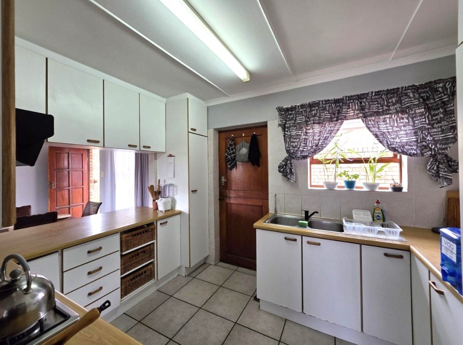 3 Bedroom Property for Sale in Aston Bay Eastern Cape